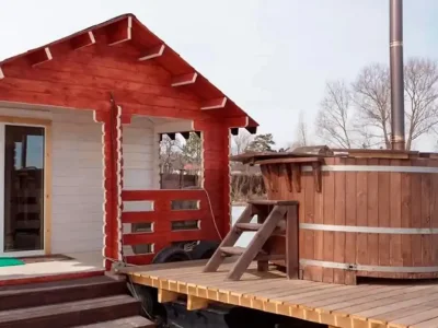 Воск на деревянной поверхности